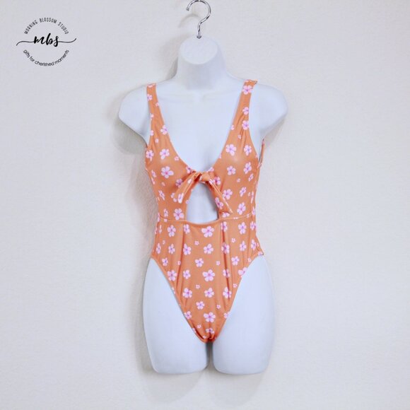 NWT ELE Swim x DAE Brooke Floral One Piece Key Hole Swimsuit Orange Pink Women S - Picture 3 of 9